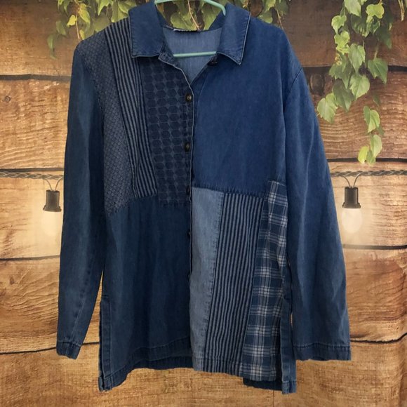 🐋Chambray Patchwork Button Up Pattern Top - Picture 2 of 9
